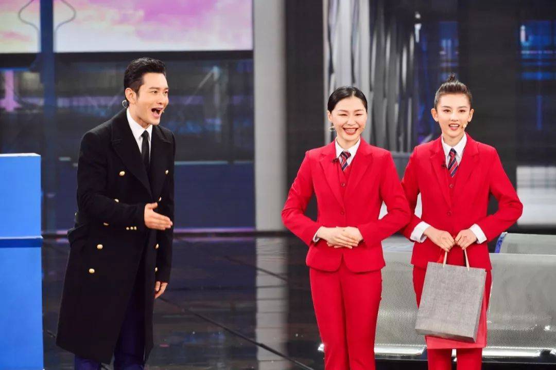 她原本是素人，被金星看好演喜剧爆红，参加《