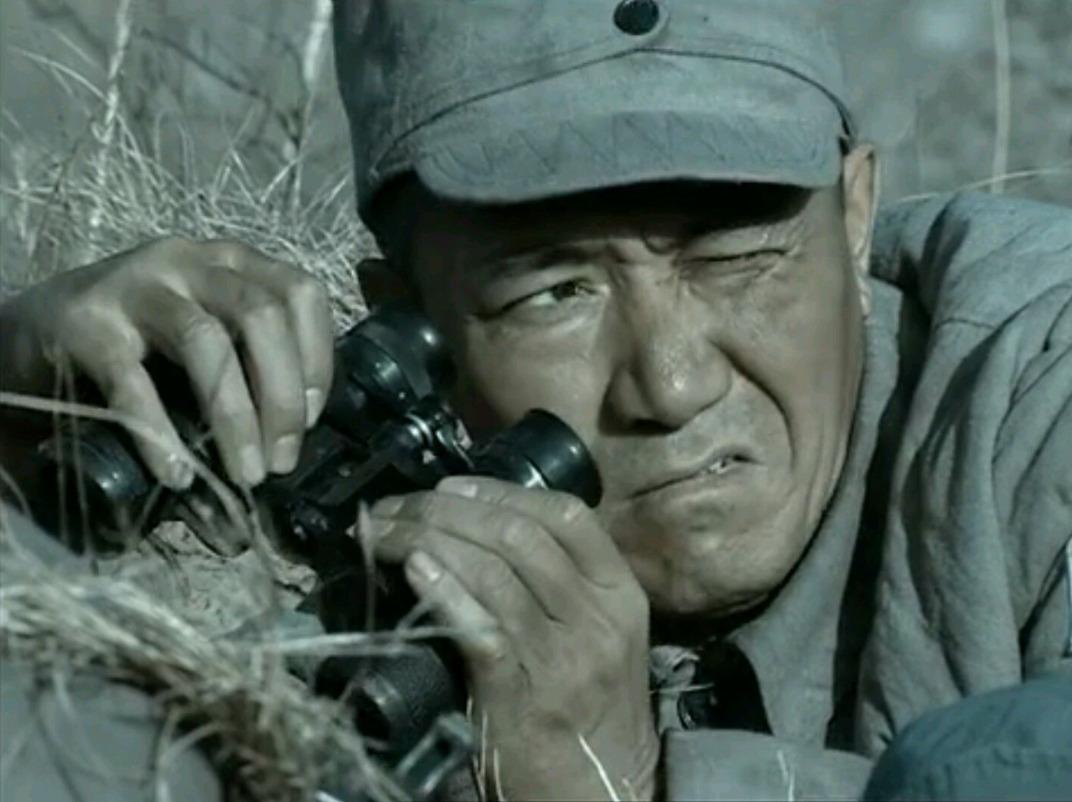 李幼斌再扮“李云龙”，却模样大变：体面老去