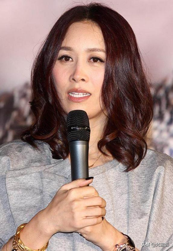 姐姐|53岁那英上姐姐选秀！跳舞堪比作法现场 直言做惯评委期待被评价