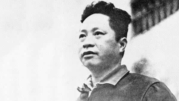 1950年，32岁红军师长被土匪杀害，朱老总大怒：派坦克追杀凶手