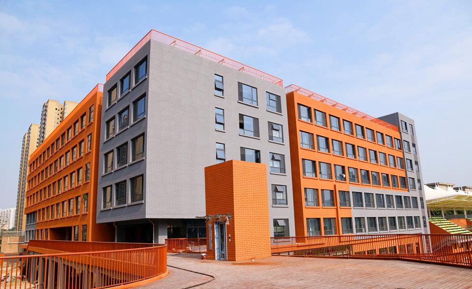 咸陽渭城中學新校區(qū)正式投用!高顏值實景圖(圖5)