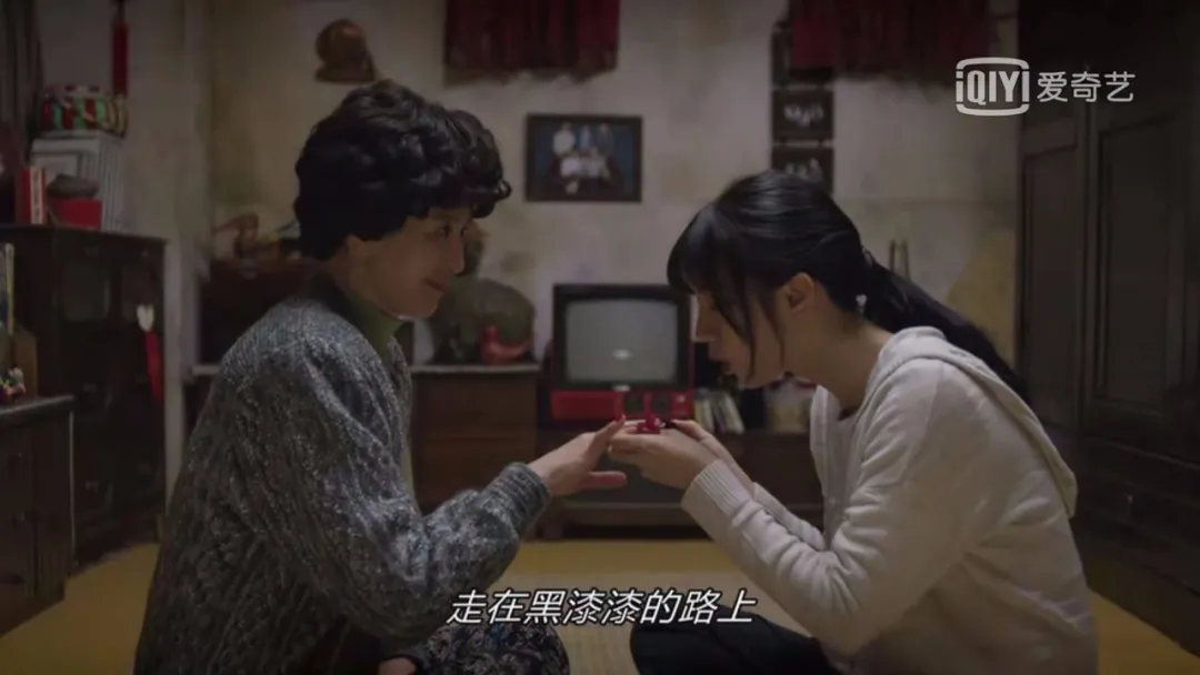“靳東騙局”背後,是多少女人被嫌棄的一生