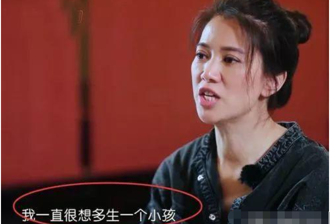 張智霖夫婦參加聚會，袁詠儀酒量超好，分享買包技巧：必須有錢