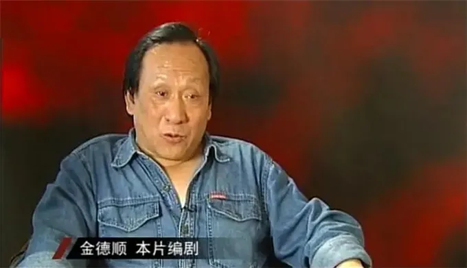 42年前一部谍战片:被誉为《潜伏》的祖师爷,票房高达1.8亿