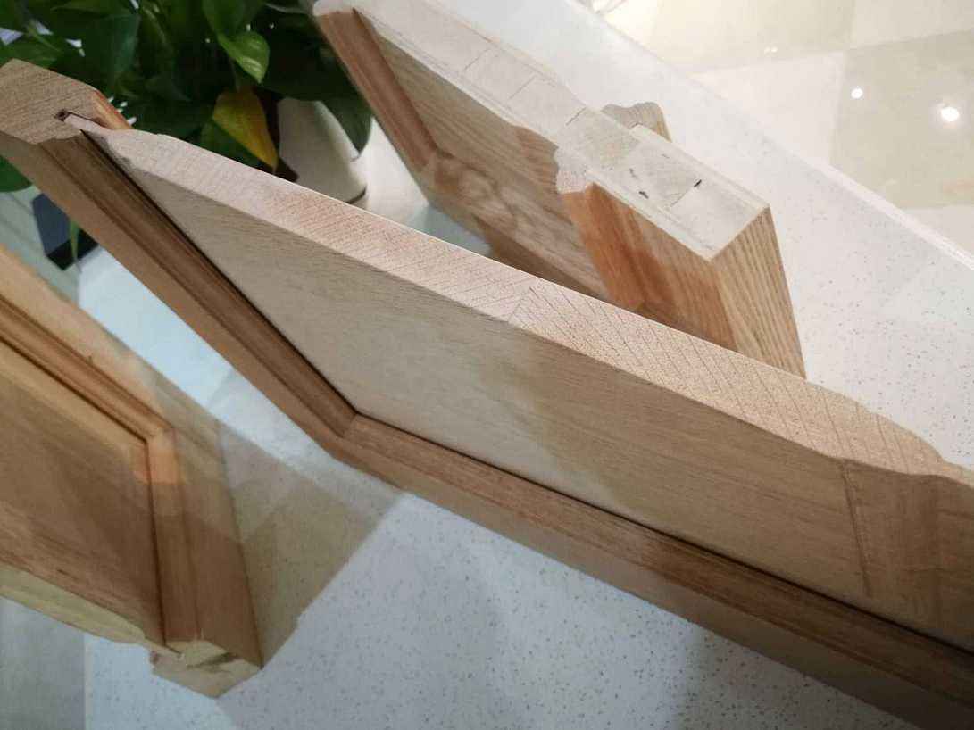 卫生间门、卧室门、厨房门怎么选？关键看细节，这样选30年不用换