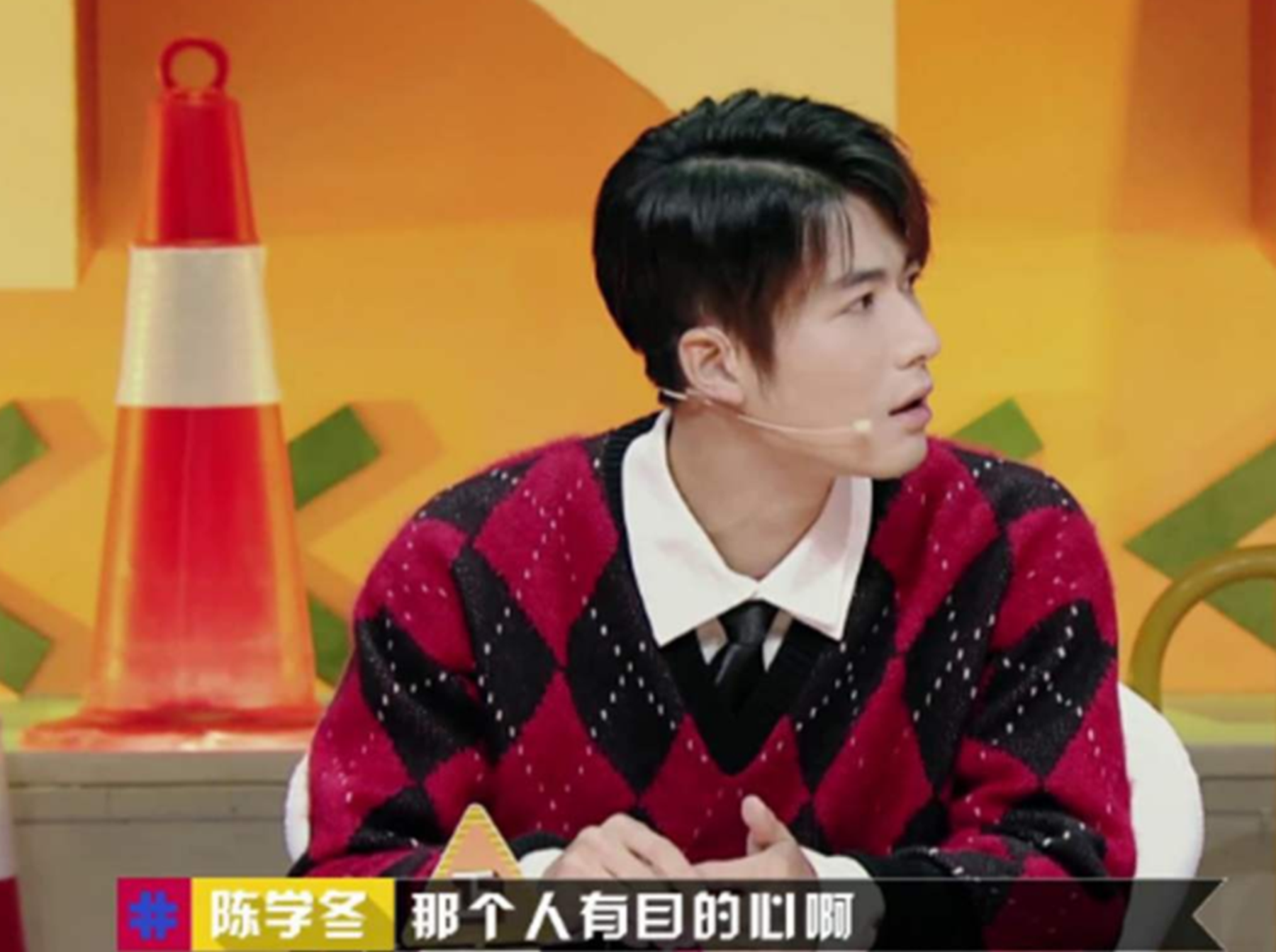 7岁被抛弃，父亲偷娶美娇妻，却让他养继母的儿