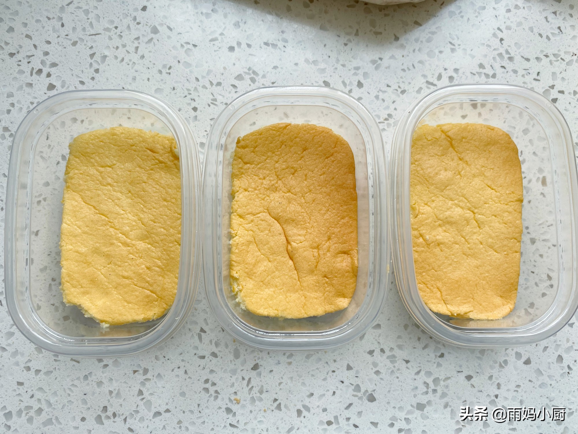 清明踏青時節，分享一款方便攜帶的鹹奶油蛋糕，清爽美味好吃不膩