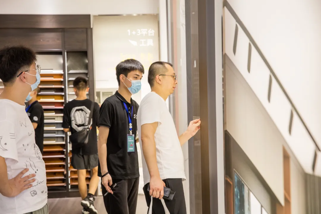 2021成都家具展盛大开幕,新品齐聚潮流首发,领航家居内贸