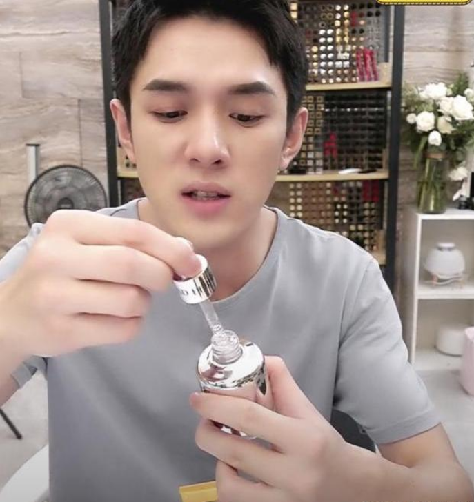 屈臣氏的“国宝”精华液火了！李佳琦强烈推荐