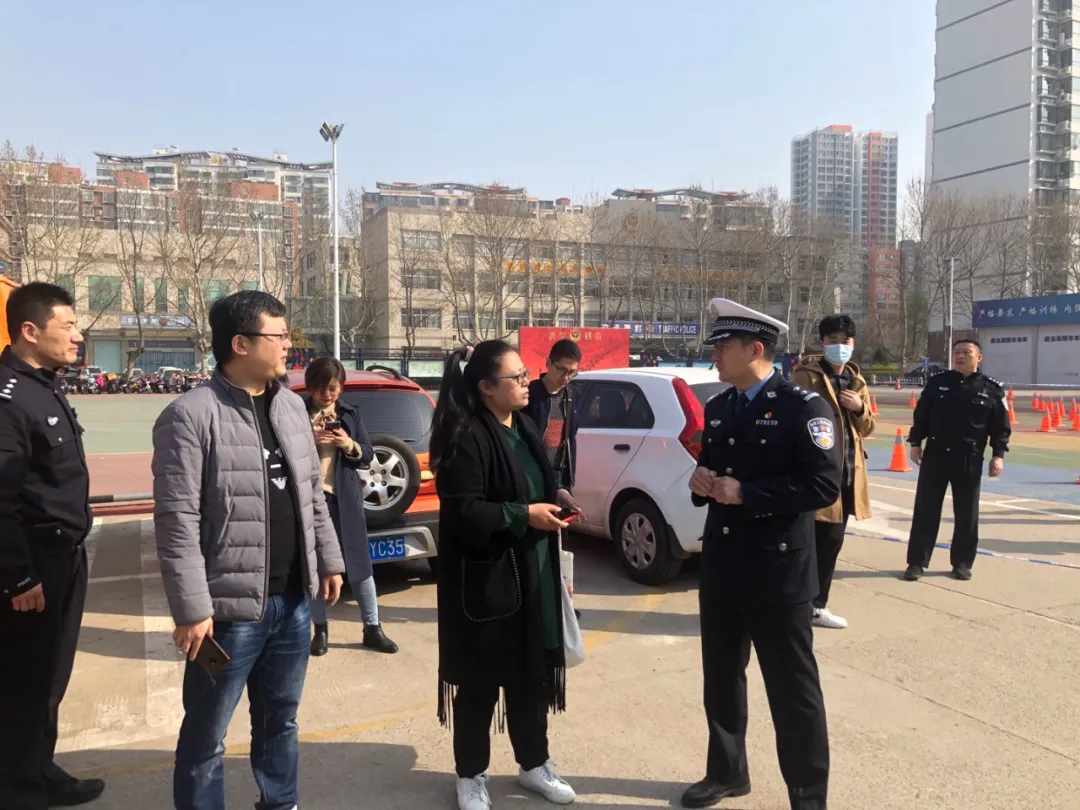 向党和人民报告——临沂交警铁骑大队举办警营开放日活动