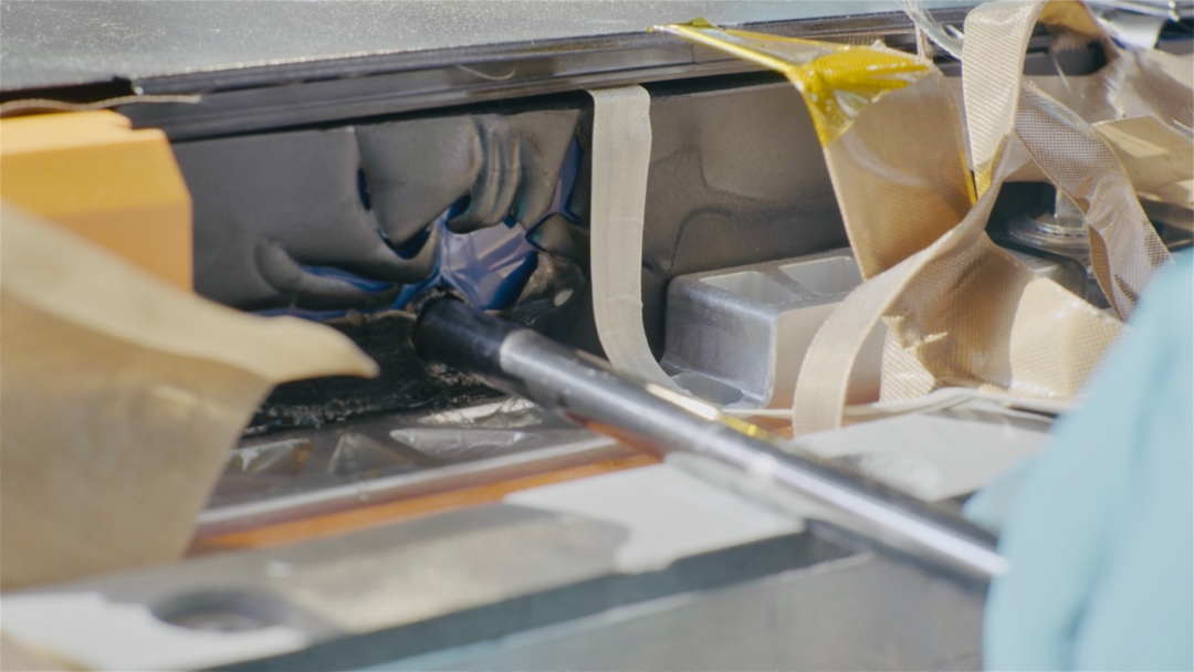 比亚迪刀片电池强，广汽埃安弹匣电池也不是吃素的