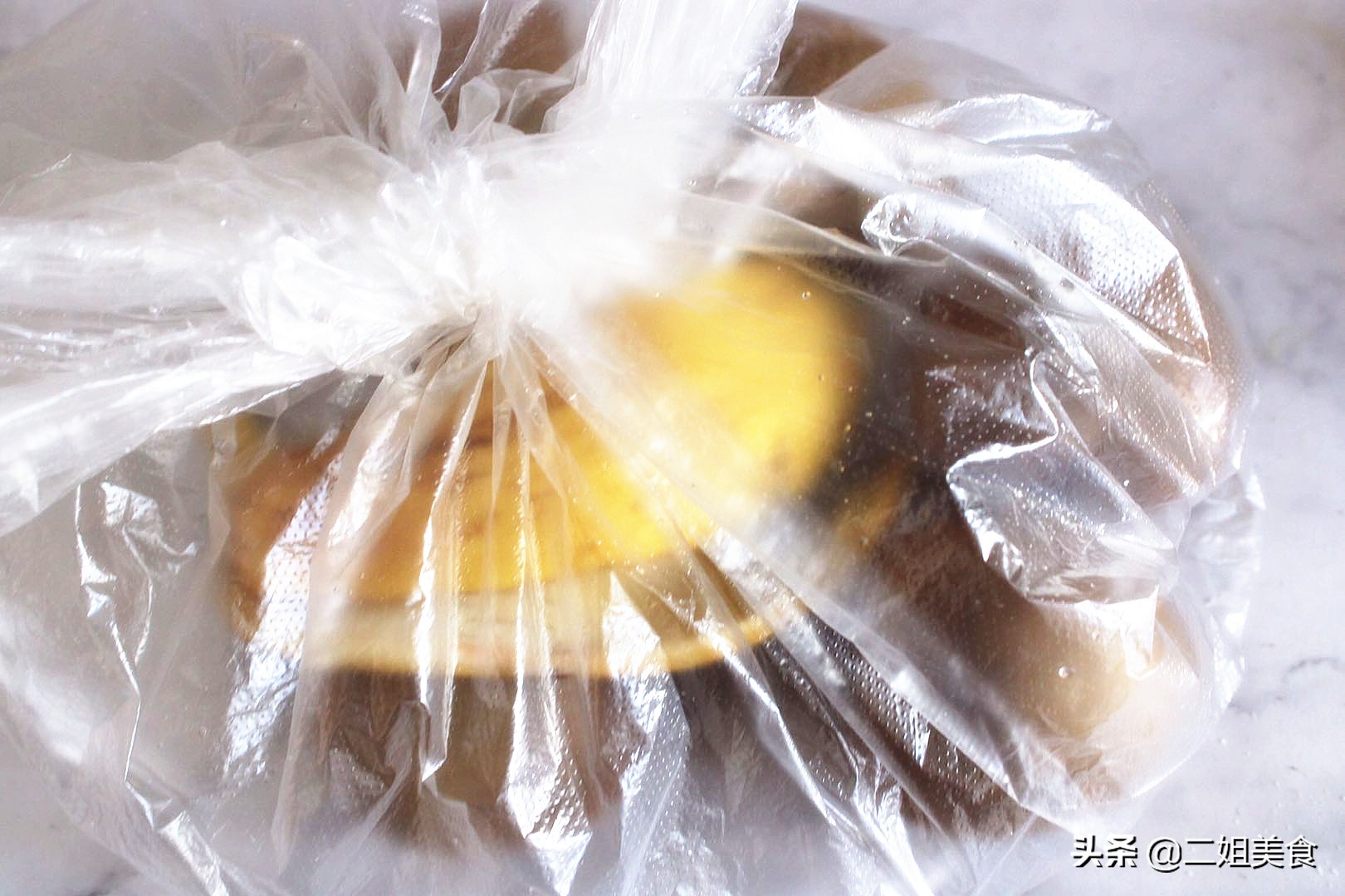 香蕉皮是好寶貝，別再扔掉了，教您香蕉皮的3個用法，簡單實用