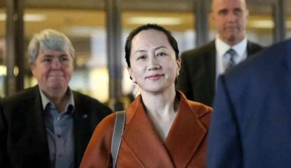 “立即释放孟晚舟”炸锅！特鲁多始料未及，自家人也为中国鸣不平