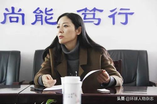 “美女副市长”与市委书记同日“双开”，受贿细节被公开，曾用权色换职权