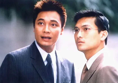 53岁陈锦鸿罕露面，为照顾自闭症儿子，正当红时退出娱乐圈