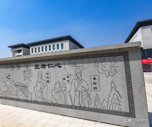 河南中医药来啦！洛阳伊滨大学城首所大学已建成 今年可接待新生