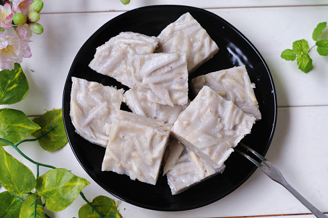 秋天芋头大上市，多给孩子吃！不炒也不煮，做成早餐香软绵糯