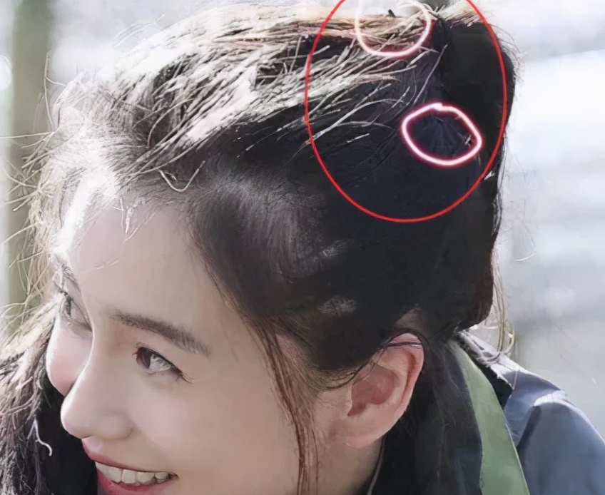 女明星为了发际线有多拼？蒋梦婕戴假发片，鞠