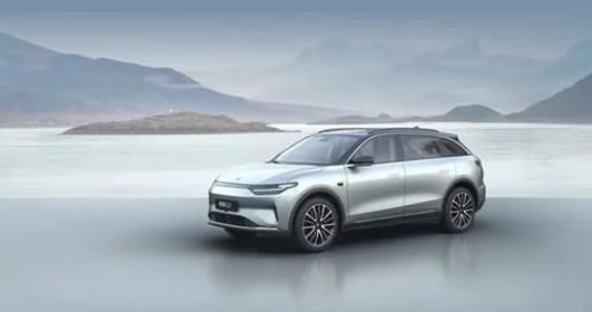 �۸м��ѣ�����������ۣ��쳵�������Ĵ���ó���ӭΧ��