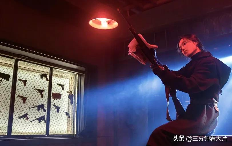 《双镜》炒双女主cp,评价却两极分化,三大问题很突出