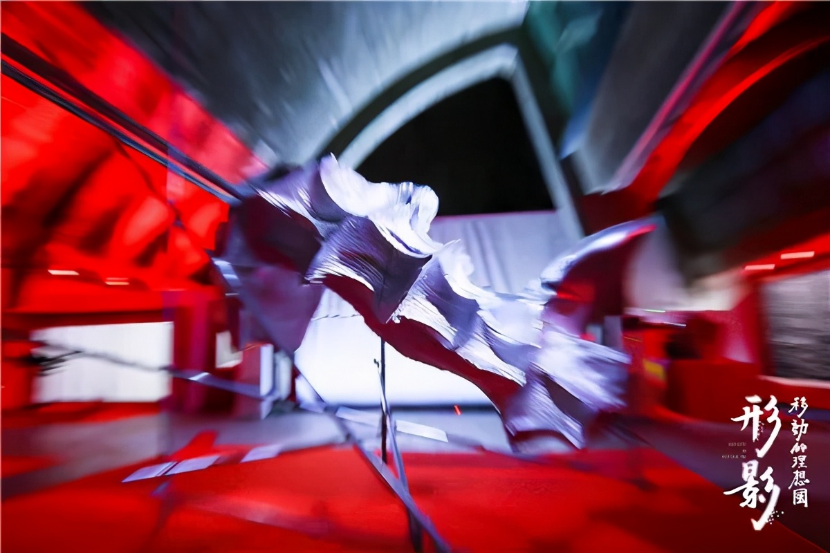新高尚美学艺术展“移动的理想国·形影”在798艺术区启幕