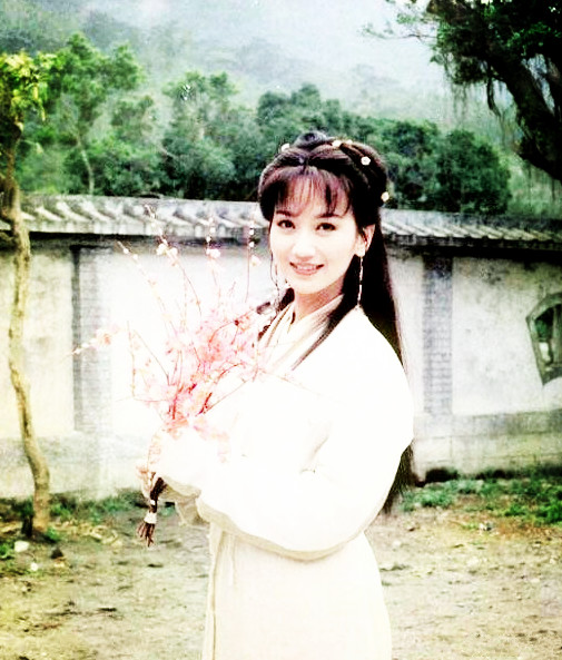 女神赵雅芝，远没你想象的那样单纯，三段情史无缝衔接，她凭什么