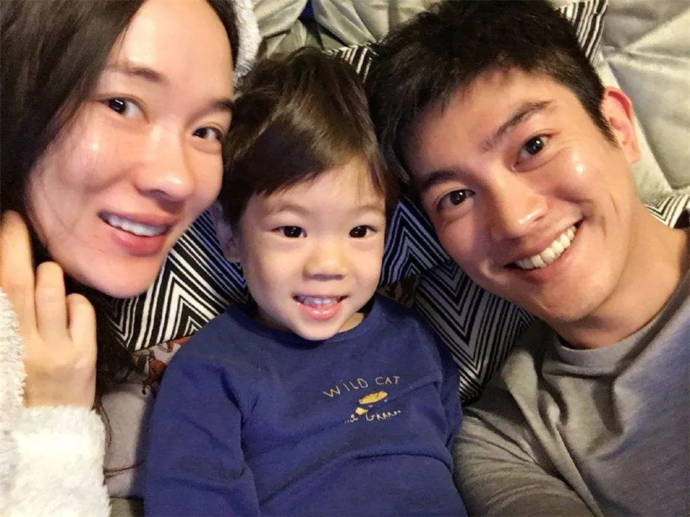 霍思燕兒子“整容式”長大，顏值變高也就算了，高情商才是重點