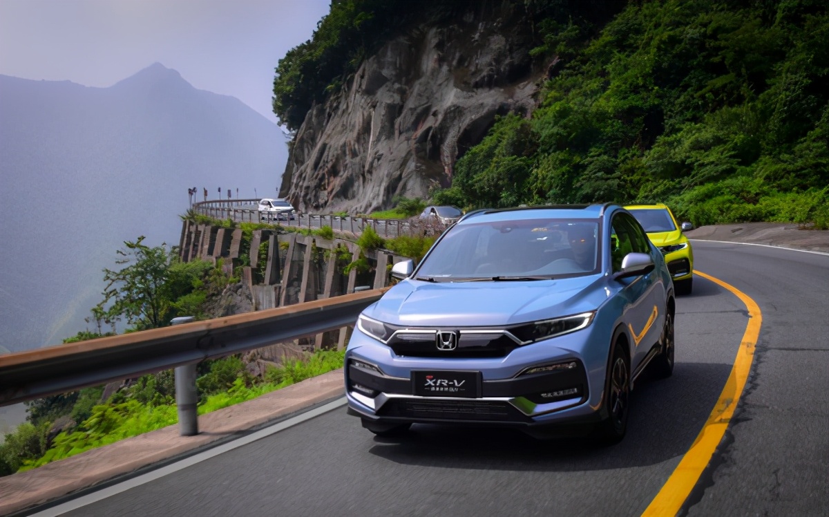 全新本田XR-V，轴距2610毫米，小巧精悍省油省心