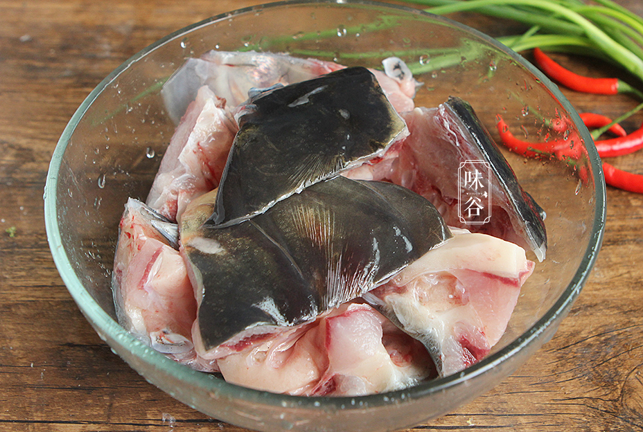 春天就饞這道菜，鮮嫩營養不上火，我家一周吃2次，貴也不能省