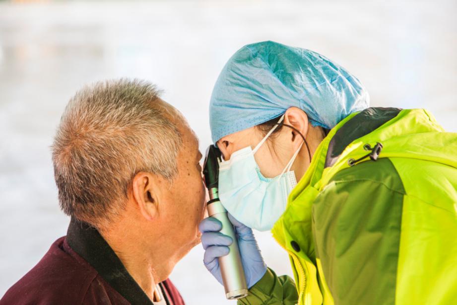 沈阳市卫生健康系统"人才建设年、科技创新年、基层提升年"建设成果之沈阳何氏眼科医院工作纪实