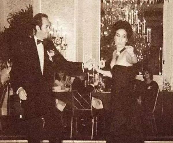 赌王何鸿燊病逝，风流一生，4个妻子17个子女，