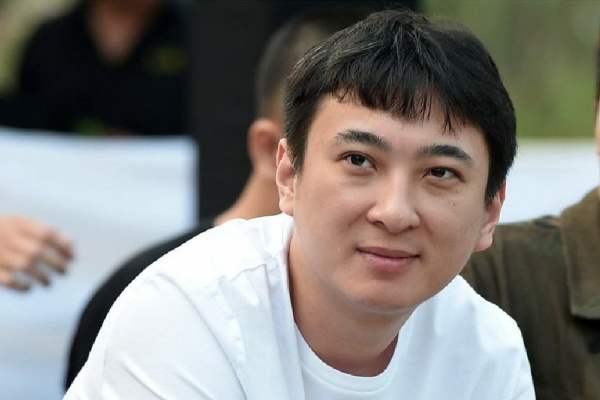 靠“一瓶酱”家喻户晓赚68亿，儿子接班险坏事！