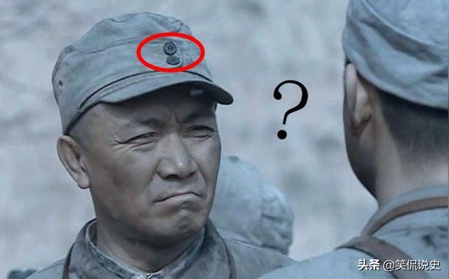 军帽上有2颗扣子，竟有这么大的用途，日本人绝对想象不到