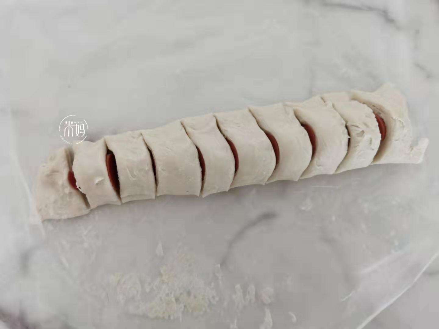 The child is the greediest this dawdler is fastfood, do not knead dough not leaven dough, more delicious than pasty, simpler than steamed stuffed bun