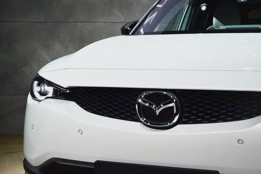 马自达全新SUV，对开车门猛如虎，续航不到“2