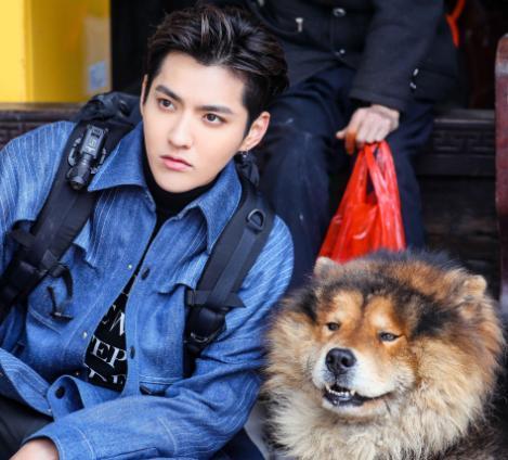 一名叫吴亦凡的加拿大籍男子，在中国疫情好转