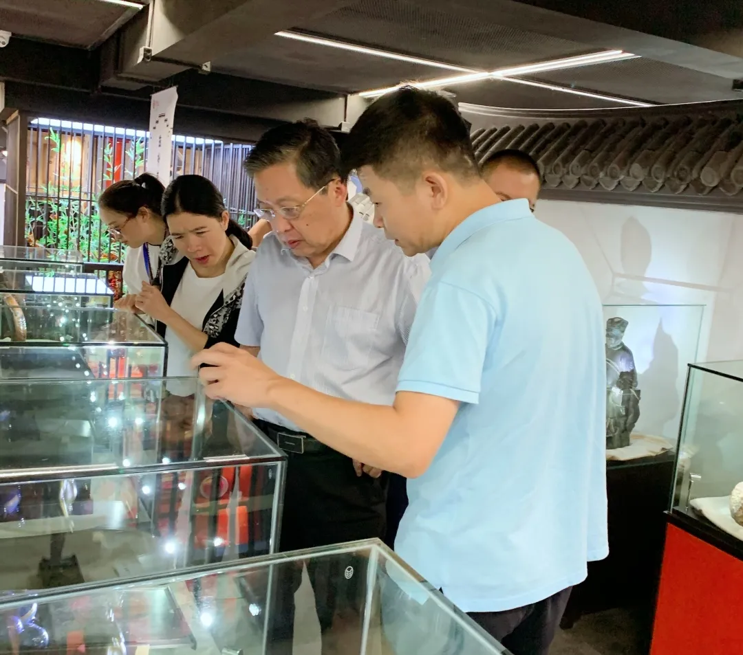 奇珍御宝！古中医药收藏展在厦开幕