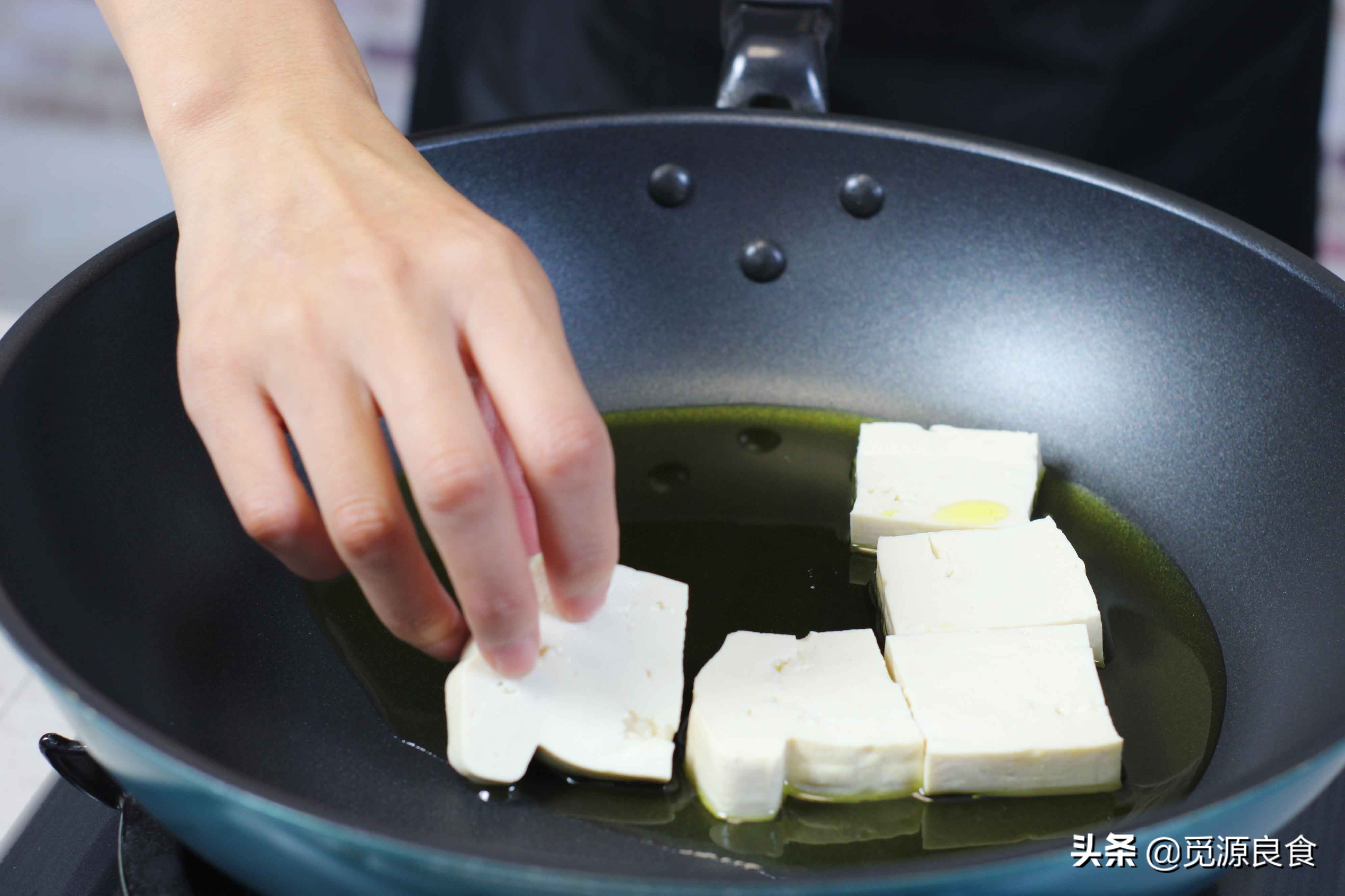 秋冬美食红烧肉白菜豆腐煲，家常美味超级下饭，爸妈晚餐吃撑了