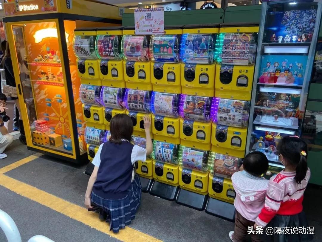 探訪佛山「日本街」：全盤抄襲日本街景，卻吸引了很多JK小姐姐
