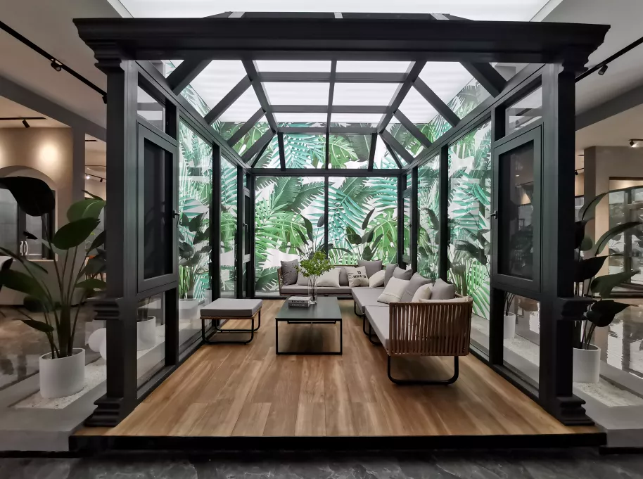 智能科技展馆：构建起家居空间体系化个性化实用化的门窗居室生态
