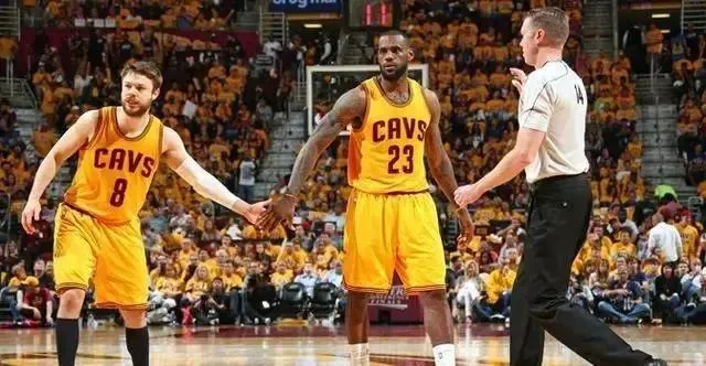 再见了，NBA！他才30岁啊，他可是詹姆斯的超级英雄