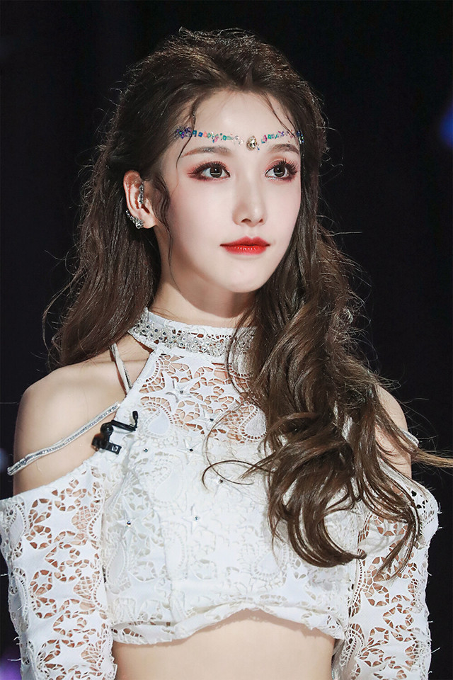 发文|姜贞羽深夜发文回应恋情？引用电影台词另有深意 是分手还是与闺蜜告别