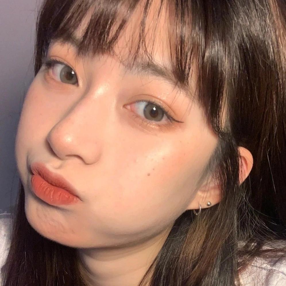 皮到挨打的沙雕文案：好看的锁骨千篇一律，有趣的肚子弹来弹去