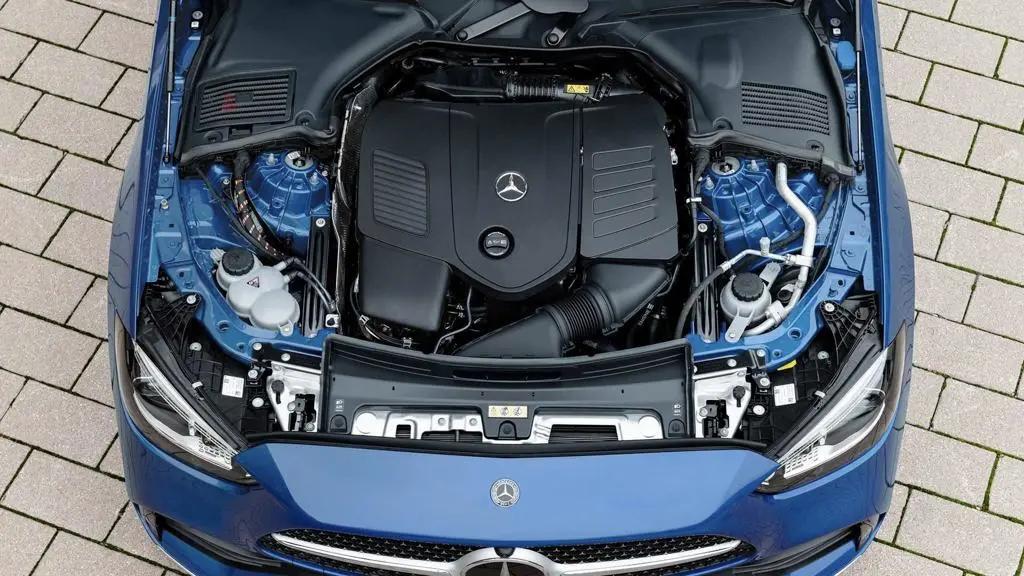 和S级一样的设计、提升明显的动力，新一代C级让人难以拒绝