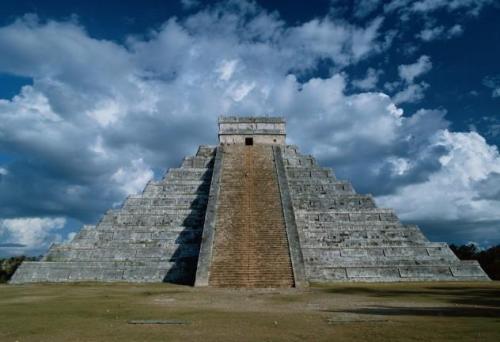 玛雅埃及埃及金字塔和埃及埃及埃及金字塔有什么区别？