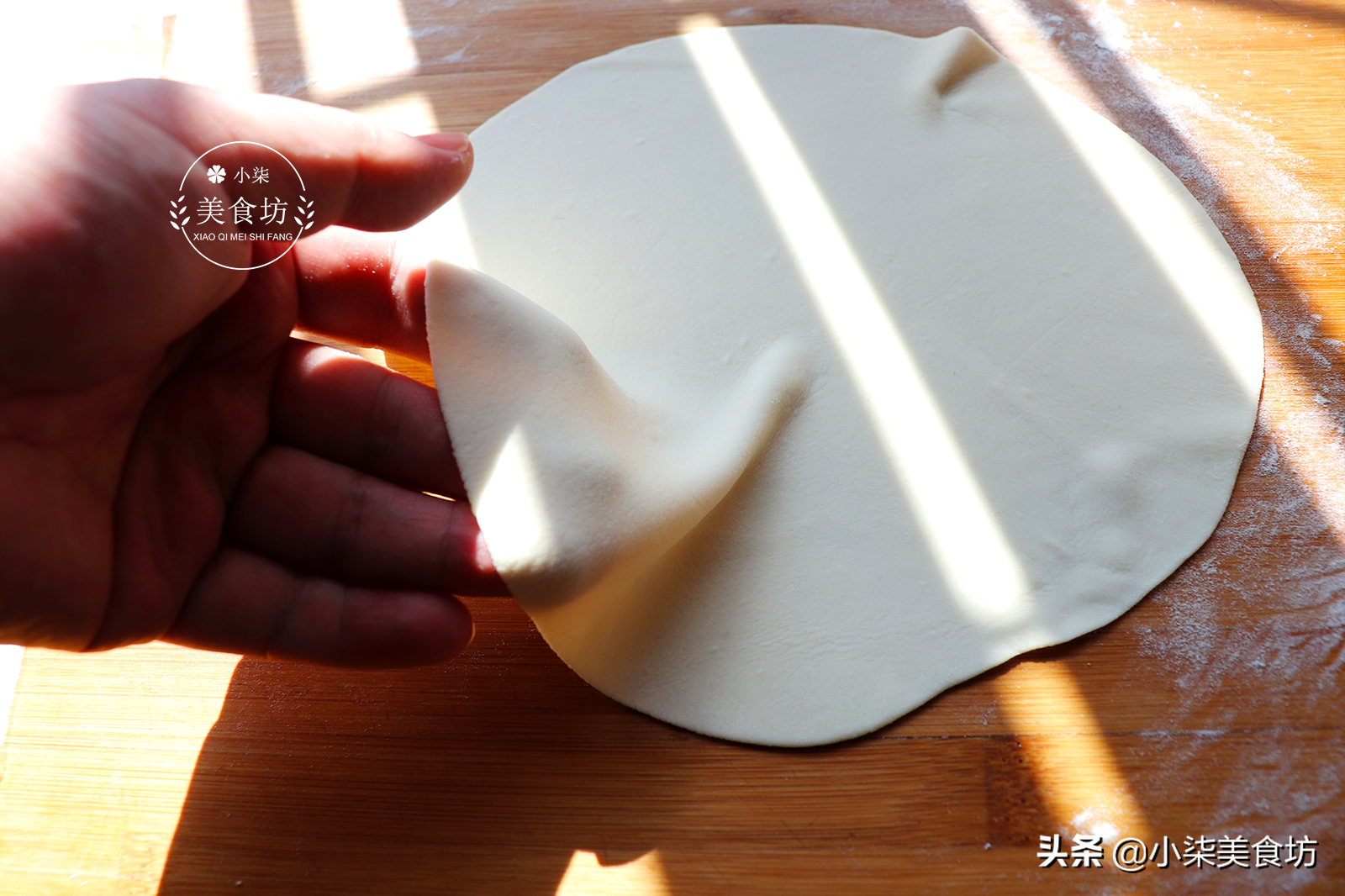 图片[9]-韭菜饼懒人做法 一擀一压 10分钟出锅 简单省事 比吃肉还香-起舞食谱网