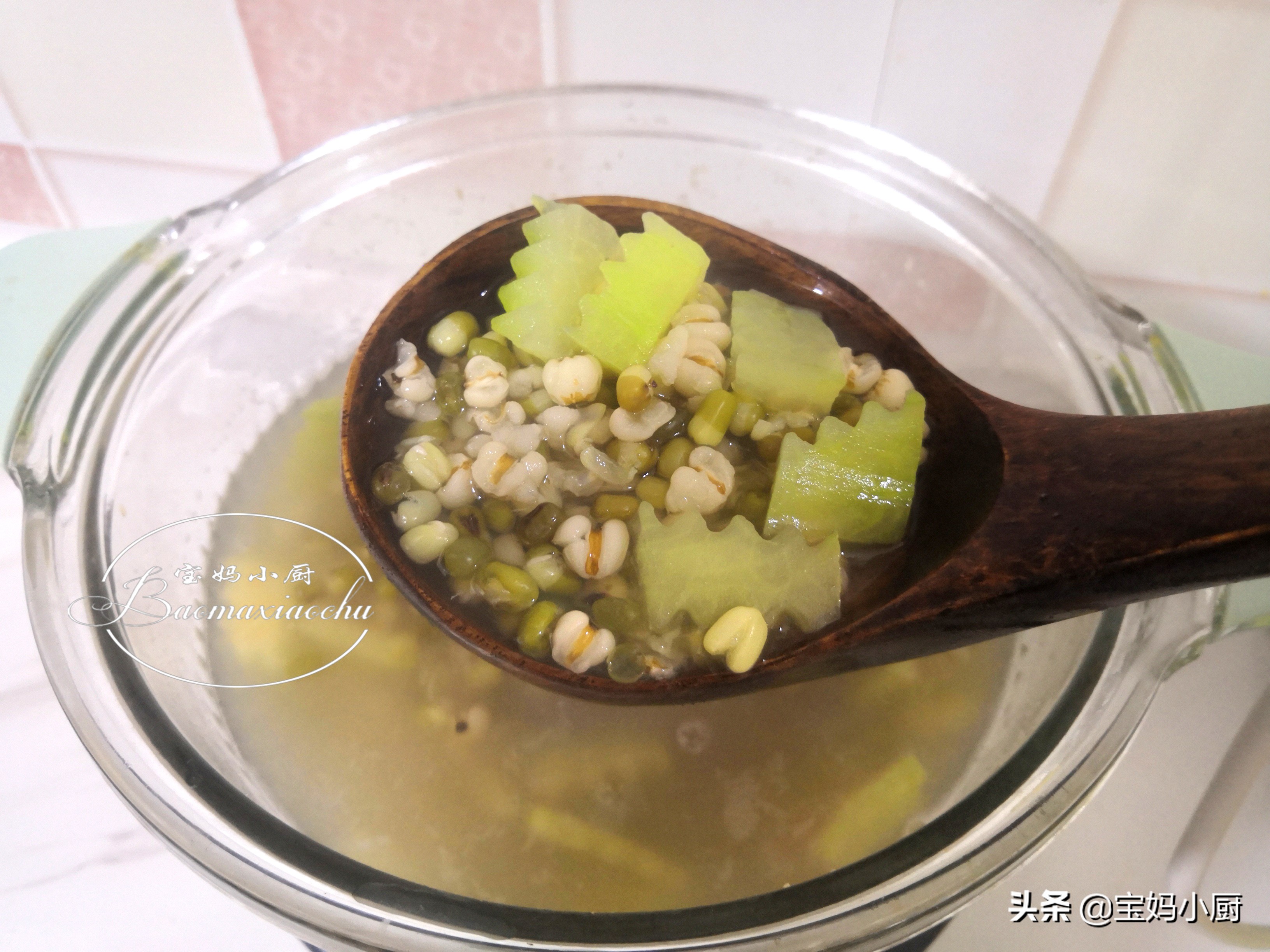 夏季别放过这个汤，西瓜皮和这俩是绝搭，简单一煮，去湿消暑