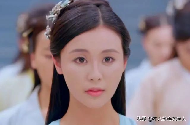 网红脸、整容脸在古装剧中现原形，遇上真明星就是降维打击