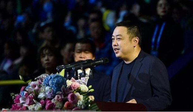 不道歉被骂道歉了也被骂，继汪涵之后，刘国梁