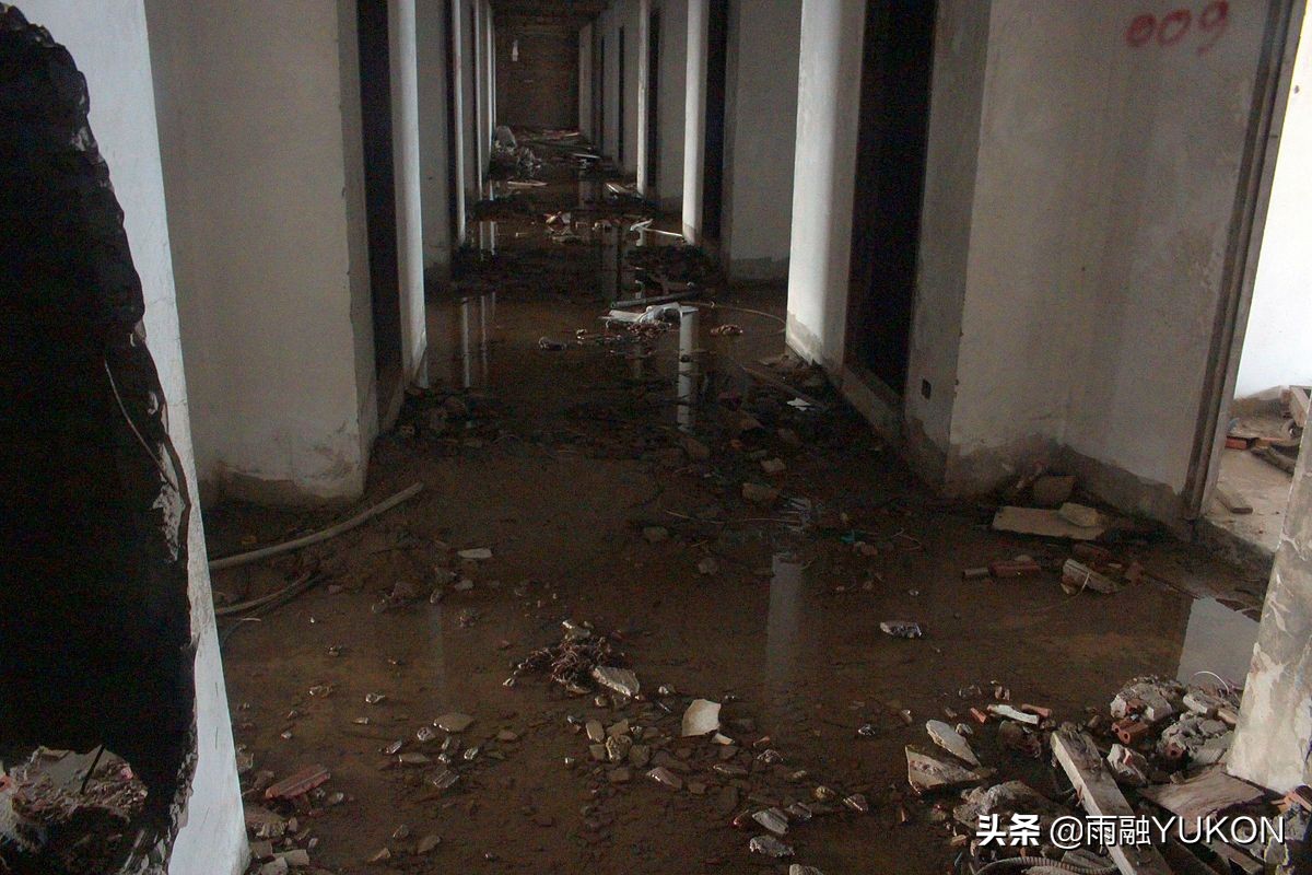 被人當(dāng)作鬼樓的摩天大樓：建成80%卻爛尾23年